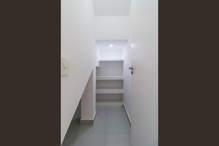 Apartamento à venda com 153m², 3 quartos e 3 vagas Apartamento à venda com 153m², 3 quartos e 3 vagasCozinha e Área de Serviço
