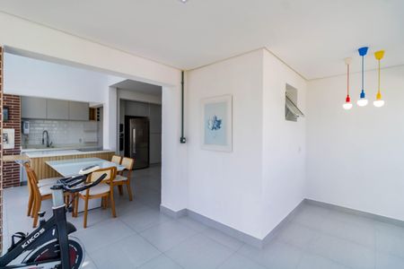 Apartamento à venda com 153m², 3 quartos e 3 vagas Apartamento à venda com 153m², 3 quartos e 3 vagasVaranda gourmet