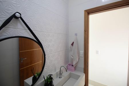 Casa à venda com 180m², 3 quartos e 3 vagas Casa à venda com 180m², 3 quartos e 3 vagasLavabo