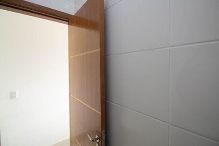 Casa à venda com 180m², 3 quartos e 3 vagas Casa à venda com 180m², 3 quartos e 3 vagasLavabo