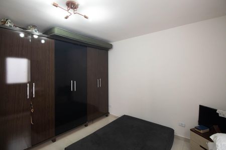 Casa à venda com 180m², 3 quartos e 3 vagas Casa à venda com 180m², 3 quartos e 3 vagasQuarto 1