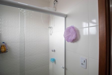 Casa à venda com 180m², 3 quartos e 3 vagas Casa à venda com 180m², 3 quartos e 3 vagasBanheiro da Suíte