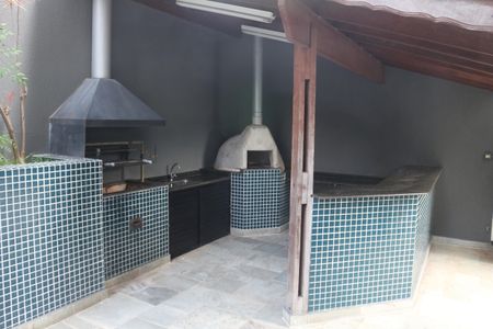 Apartamento à venda com 254m², 3 quartos e 6 vagasÁrea comum - Churrasqueira