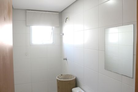 Apartamento à venda com 254m², 3 quartos e 6 vagasBanheiro Social