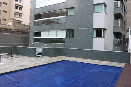 Apartamento à venda com 254m², 3 quartos e 6 vagasÁrea comum - Piscina