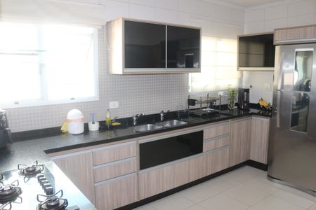 Apartamento à venda com 254m², 3 quartos e 6 vagasCozinha