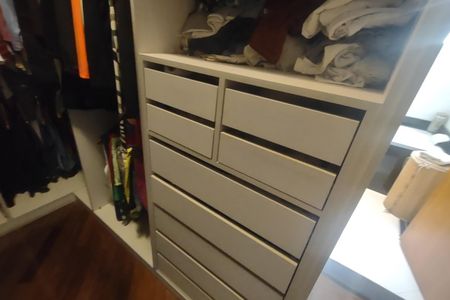 Apartamento à venda com 254m², 3 quartos e 6 vagasCloset da suíte 1