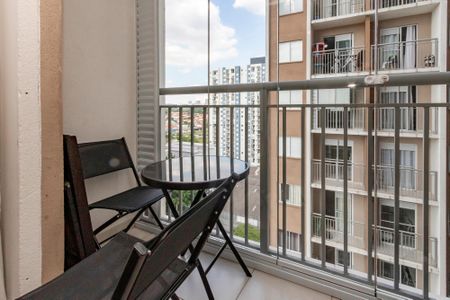 Apartamento à venda com 29m², 1 quarto e 1 vaga Apartamento à venda com 29m², 1 quarto e 1 vagaVaranda