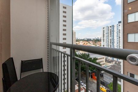 Apartamento à venda com 29m², 1 quarto e 1 vaga Apartamento à venda com 29m², 1 quarto e 1 vagaVaranda