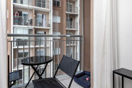 Apartamento à venda com 29m², 1 quarto e 1 vaga Apartamento à venda com 29m², 1 quarto e 1 vagaVaranda