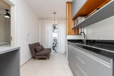 Apartamento à venda com 29m², 1 quarto e 1 vaga Apartamento à venda com 29m², 1 quarto e 1 vagaSala/ Cozinha