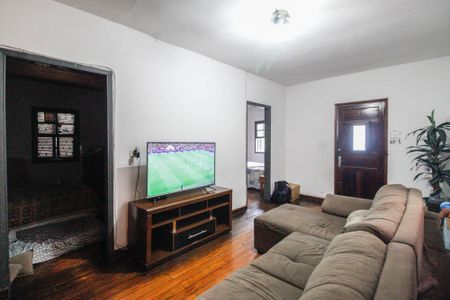 Casa à venda com 154m², 2 quartos e 3 vagasSala