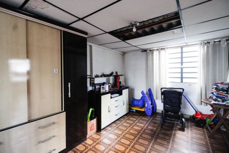 Casa à venda com 154m², 2 quartos e 3 vagasQuarto de serviço