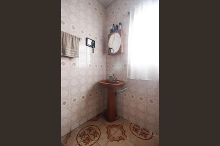 Casa à venda com 154m², 2 quartos e 3 vagasBanheiro