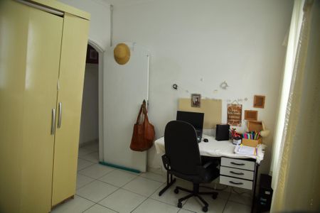 Casa à venda com 212m², 3 quartos e 2 vagasQuarto 2