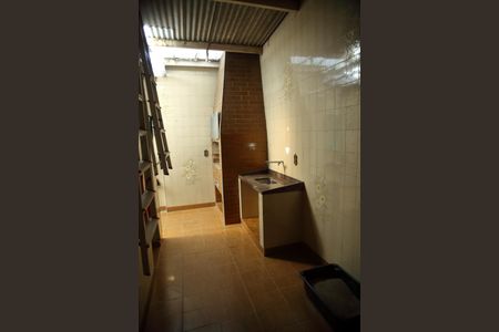 Casa à venda com 212m², 3 quartos e 2 vagasChurrasqueira