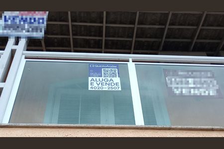 Casa de condomínio à venda com 240m², 5 quartos e 3 vagasPlaca Quinto Andar