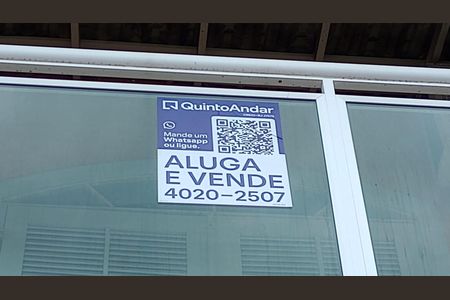 Casa de condomínio à venda com 240m², 5 quartos e 3 vagasPlaca Quinto Andar