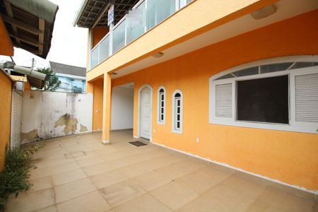 Casa de condomínio à venda com 240m², 5 quartos e 3 vagasÁrea Externa