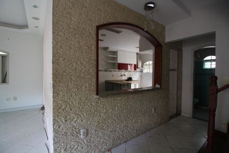 Casa de condomínio à venda com 240m², 5 quartos e 3 vagasCozinha