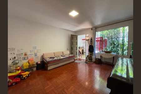 Sala de casa à venda com 3 quartos, 144m² em Vila Indiana, São Paulo