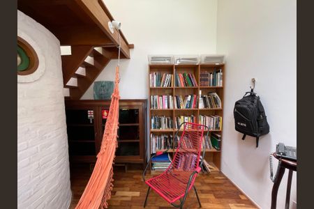 Casa à venda com 144m², 3 quartos e 1 vagaEdícula