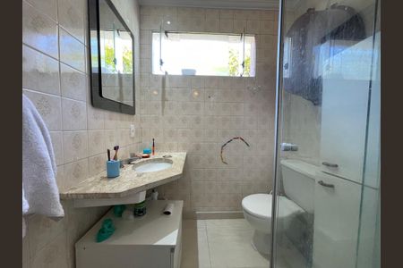 Casa à venda com 144m², 3 quartos e 1 vagaBanheiro 1