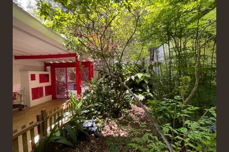 Vista da Sala de casa à venda com 3 quartos, 144m² em Vila Indiana, São Paulo