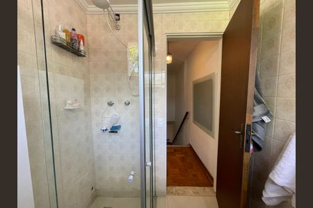 Casa à venda com 144m², 3 quartos e 1 vagaBanheiro 1