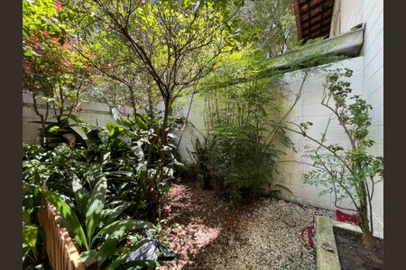 Casa à venda com 144m², 3 quartos e 1 vagaJardim