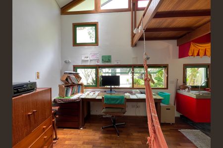 Casa à venda com 144m², 3 quartos e 1 vagaEdícula