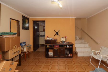 Casa à venda com 147m², 2 quartos e 2 vagas Casa à venda com 147m², 2 quartos e 2 vagasSala