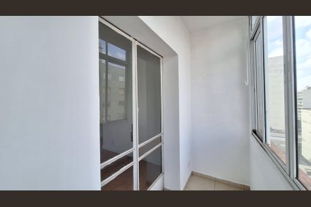 Apartamento para alugar com 60m², 1 quarto e sem vaga Apartamento para alugar com 60m², 1 quarto e sem vagaVaranda