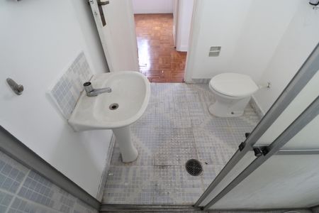 Apartamento para alugar com 60m², 1 quarto e sem vagaBanheiro