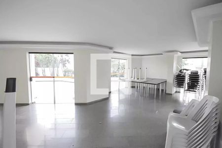 Apartamento para alugar com 156m², 4 quartos e 3 vagasÁrea comum -Salão de festas