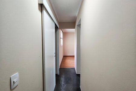 Apartamento à venda com 70m², 3 quartos e 1 vagaCorredor - Quartos