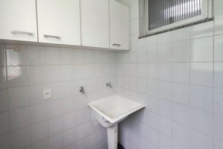 Apartamento à venda com 70m², 3 quartos e 1 vagaÁrea de Serviço