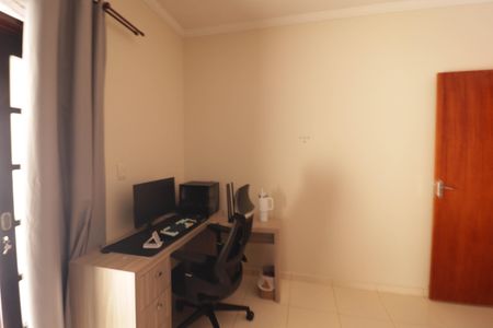 Casa à venda com 126m², 3 quartos e 2 vagasQuarto 3 