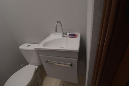 Casa à venda com 126m², 3 quartos e 2 vagasBanheiro 3