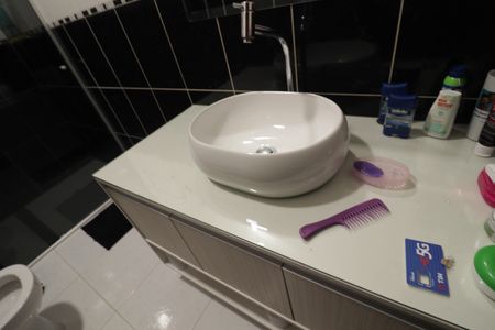 Casa à venda com 126m², 3 quartos e 2 vagasBanheiro 2