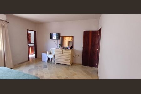 Casa para alugar com 248m², 5 quartos e 1 vaga Casa para alugar com 248m², 5 quartos e 1 vagaSuíte