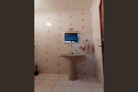 Casa para alugar com 248m², 5 quartos e 1 vaga Casa para alugar com 248m², 5 quartos e 1 vagaBanheiro