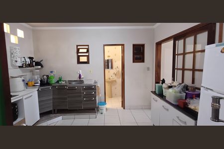 Casa para alugar com 248m², 5 quartos e 1 vaga Casa para alugar com 248m², 5 quartos e 1 vagaCozinha