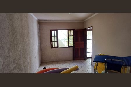 Casa para alugar com 248m², 5 quartos e 1 vaga Casa para alugar com 248m², 5 quartos e 1 vagaQuarto 1