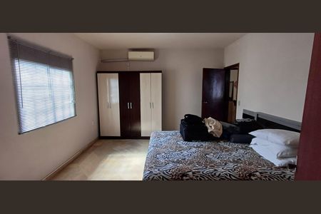 Casa para alugar com 248m², 5 quartos e 1 vaga Casa para alugar com 248m², 5 quartos e 1 vagaQuarto 2