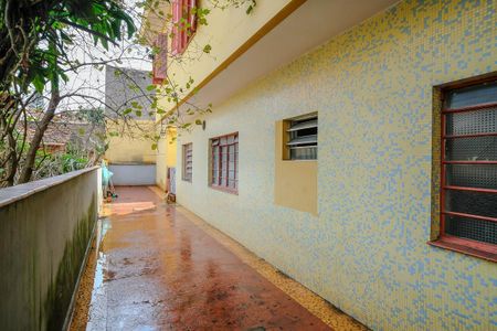 Casa à venda com 250m², 6 quartos e 2 vagasGaragem e quintal