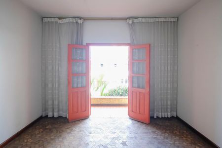 Casa à venda com 250m², 6 quartos e 2 vagasQuarto 1