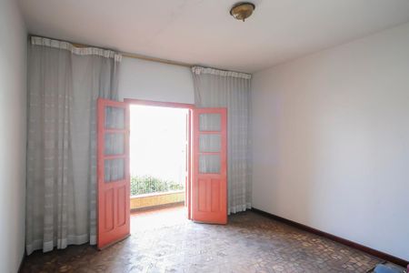 Casa à venda com 250m², 6 quartos e 2 vagasQuarto 1