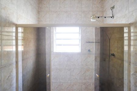 Casa à venda com 250m², 6 quartos e 2 vagasBanheiro 1