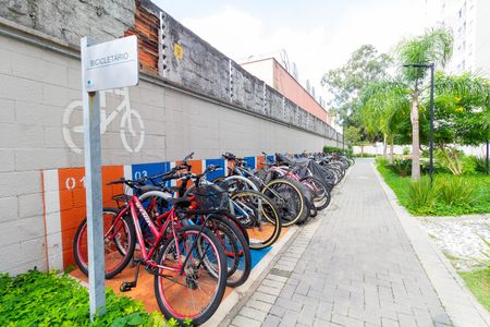 Apartamento para alugar com 38m², 2 quartos e sem vagaÁrea comum - Bicicletário